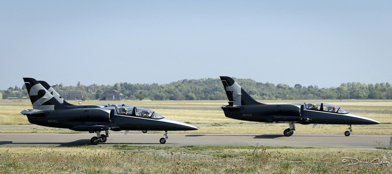 Apache Aviation-F-102.jpg